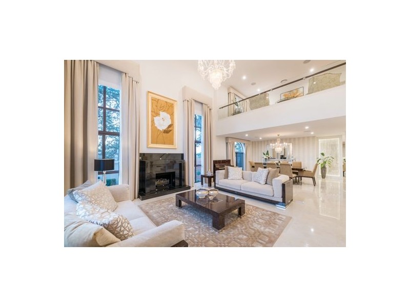 82 The Avenue, Sunnybank Hills QLD 4109