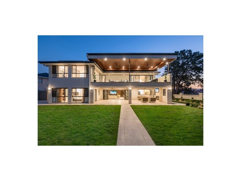 82 The Avenue, Sunnybank Hills QLD 4109