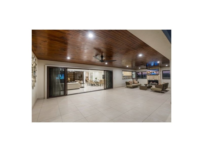 82 The Avenue, Sunnybank Hills QLD 4109