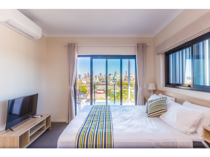 186 Lutwyche Road, Windsor QLD 4030