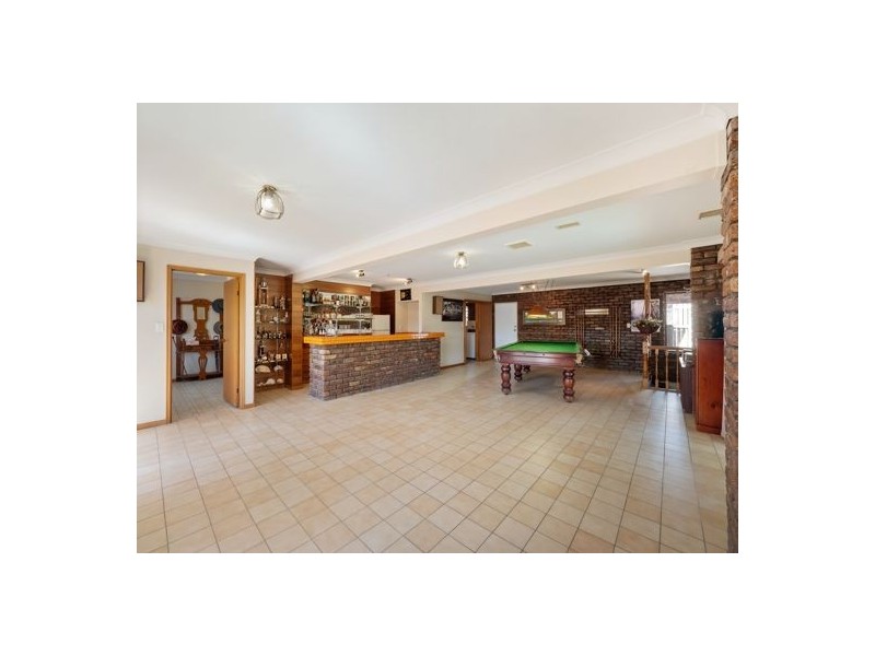 1 Gartford Street (17 Saffron Street), Robertson QLD 4109