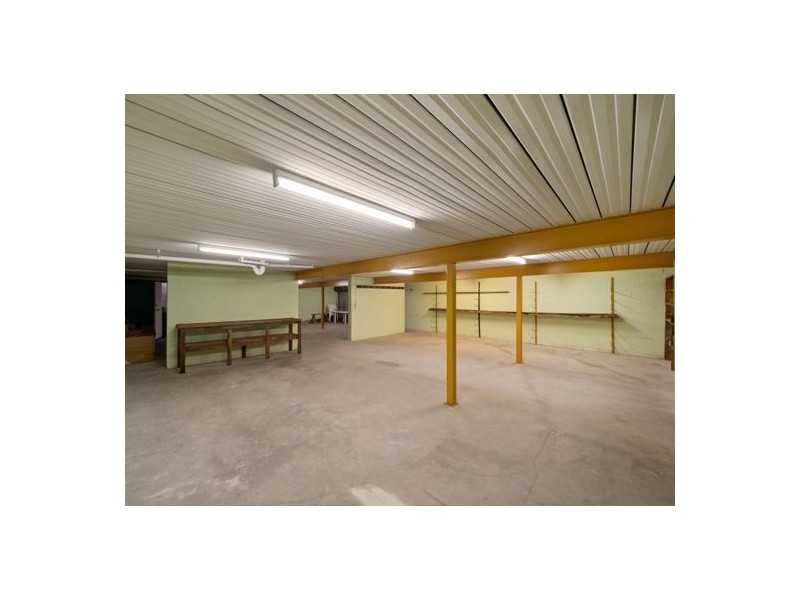 1 Gartford Street (17 Saffron Street), Robertson QLD 4109