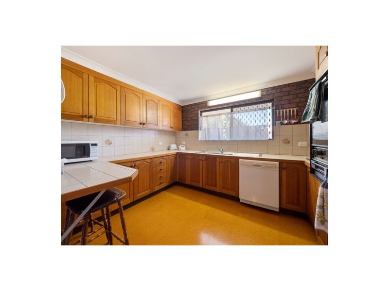 1 Gartford Street (17 Saffron Street), Robertson QLD 4109