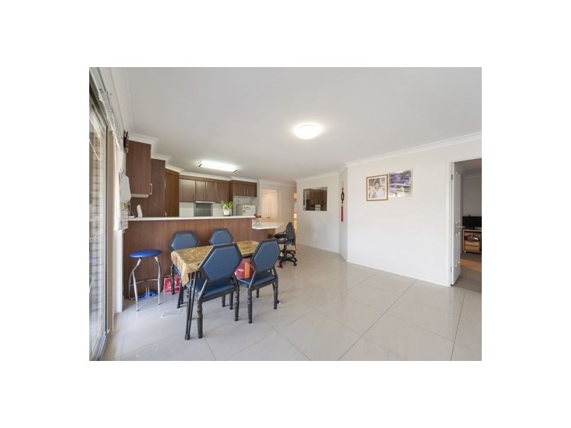 10 Yvonne Road, Eight Mile Plains QLD 4113