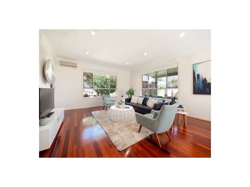 5 Goold Close, Robertson QLD 4109