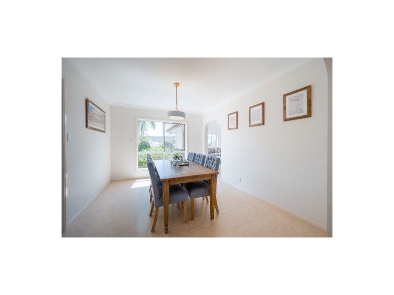 5 Goold Close, Robertson QLD 4109