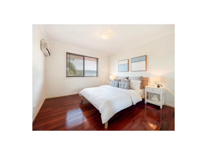 5 Goold Close, Robertson QLD 4109