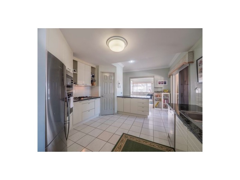 95 Davrod Street, Robertson QLD 4109