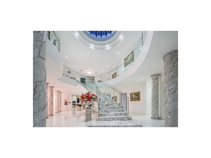 17 Cavallaro Street, Robertson QLD 4109