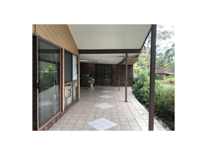 31-33 Isabel St, Loganlea QLD 4131