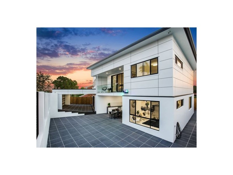 42 Nevern Street, Macgregor QLD 4109