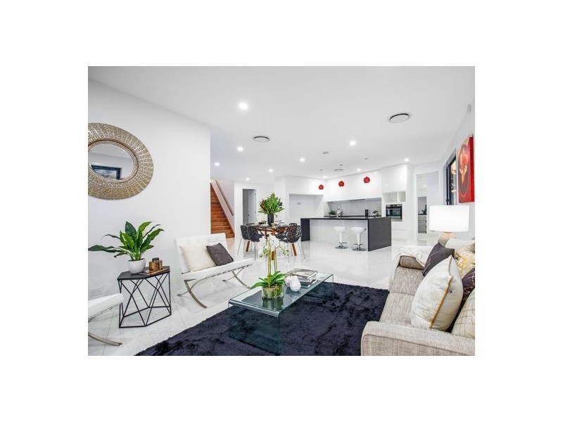 42 Nevern Street, Macgregor QLD 4109