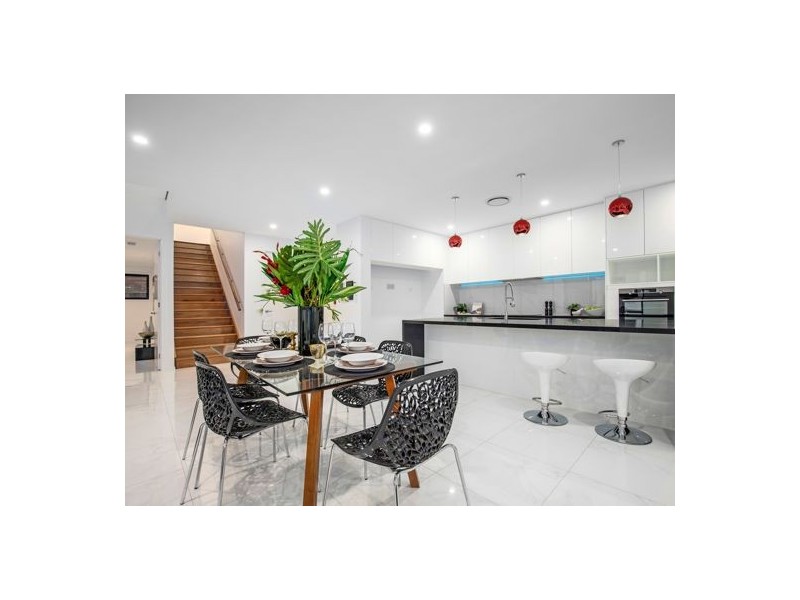 42 Nevern Street, Macgregor QLD 4109