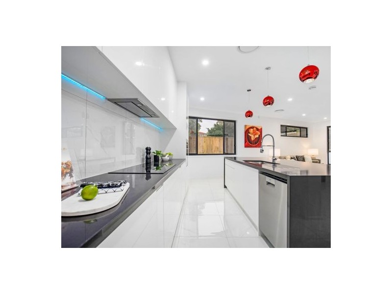 42 Nevern Street, Macgregor QLD 4109
