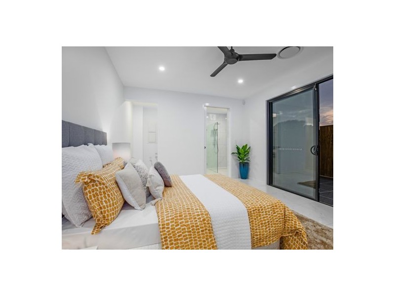 42 Nevern Street, Macgregor QLD 4109