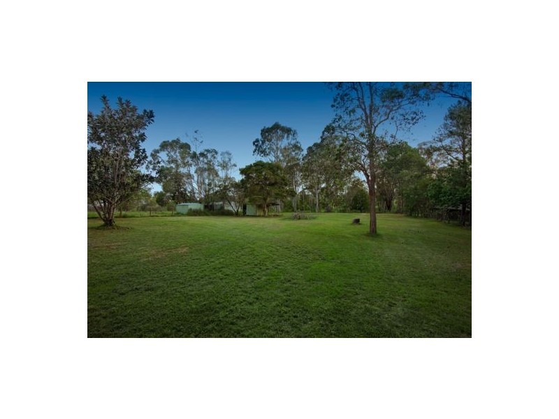 .33 Isabel Street, Loganlea QLD 4131