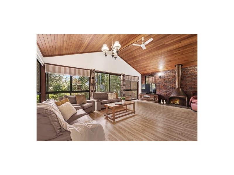 .33 Isabel Street, Loganlea QLD 4131