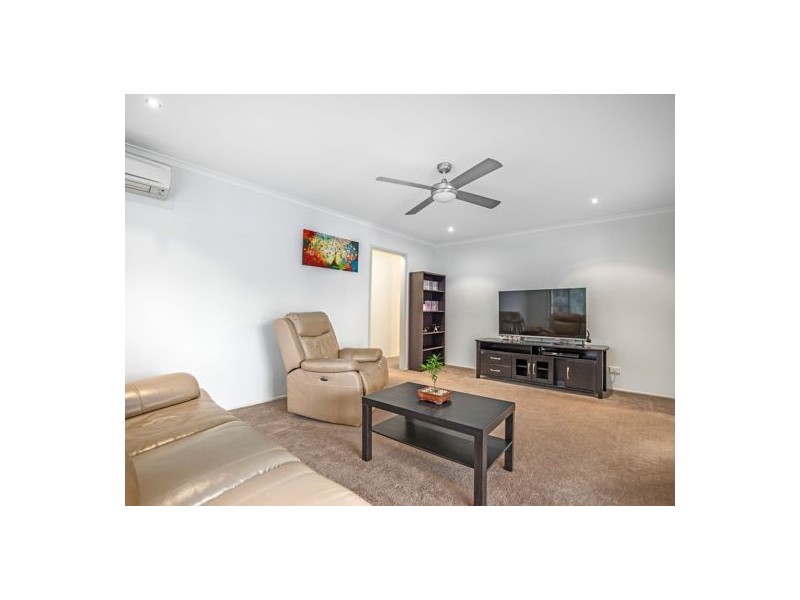 2 Kidd Street, Robertson QLD 4109