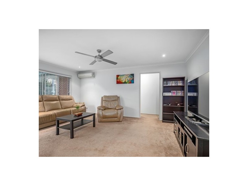 2 Kidd Street, Robertson QLD 4109