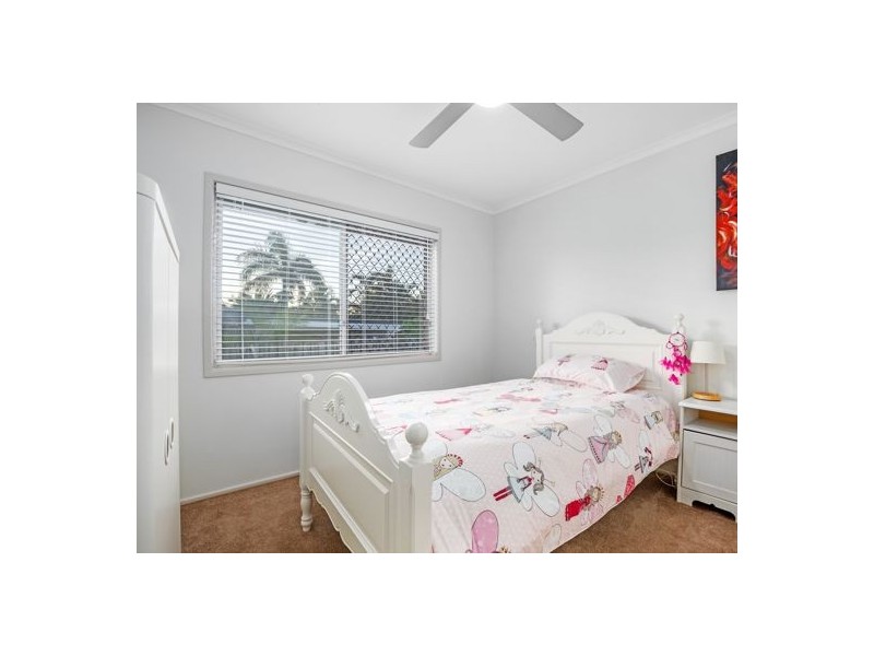 2 Kidd Street, Robertson QLD 4109