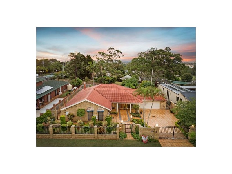 115 Davrod Street, Robertson QLD 4109