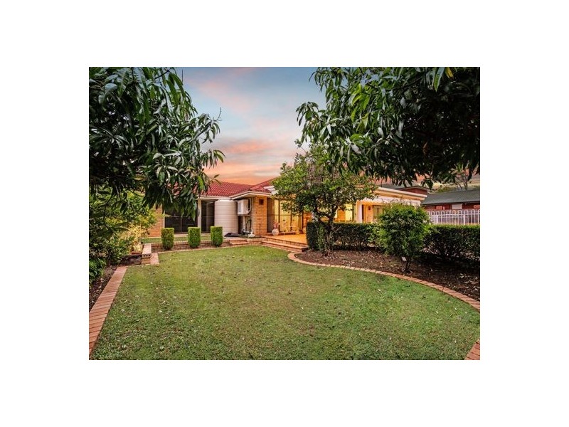 115 Davrod Street, Robertson QLD 4109