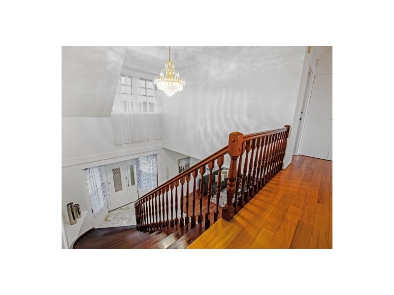 16 Orpheus Street, Robertson QLD 4109