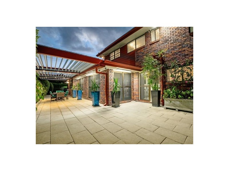 702 Musgrave Road, Robertson QLD 4109