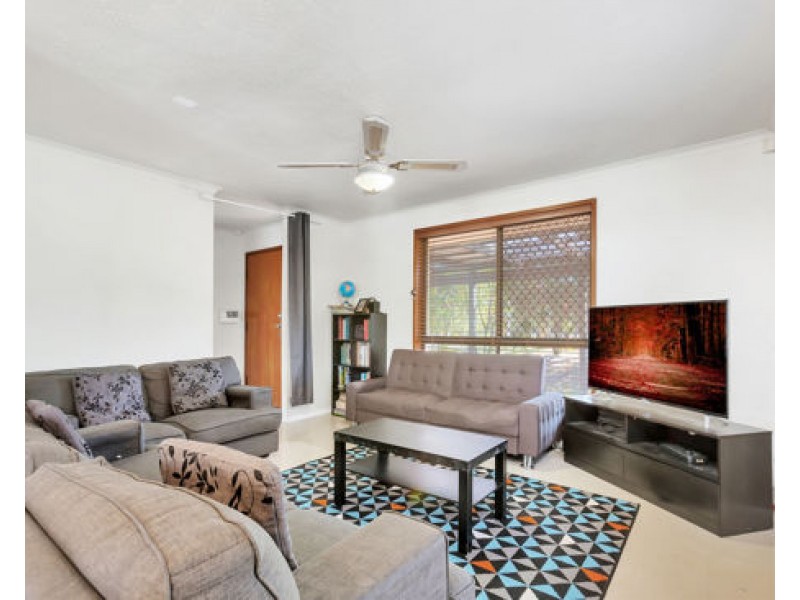 118 Estramina Road, Regents Park QLD 4118