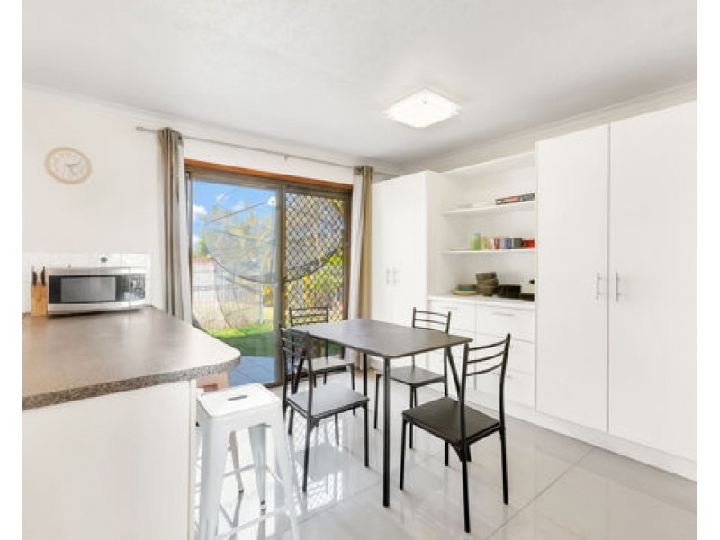 118 Estramina Road, Regents Park QLD 4118