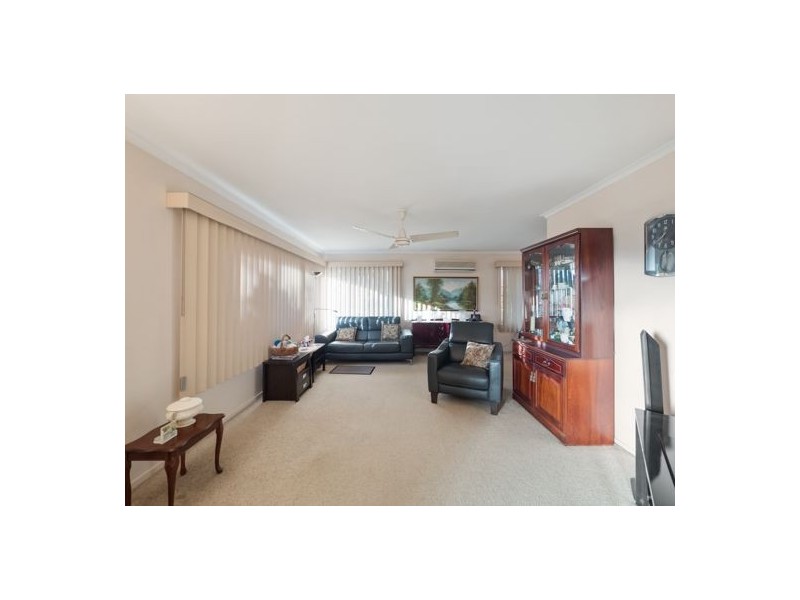 ? McCullough Street, Macgregor QLD 4109