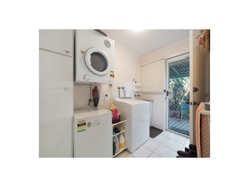 ? McCullough Street, Macgregor QLD 4109
