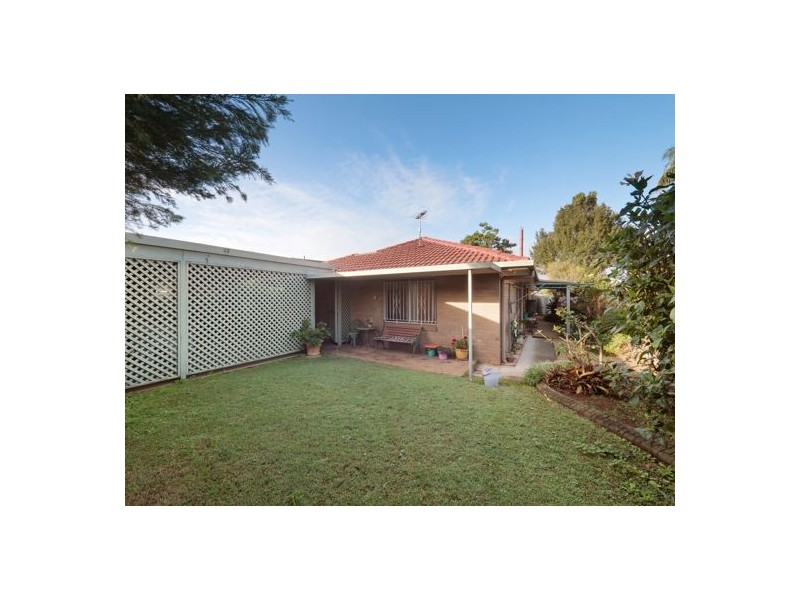 ? McCullough Street, Macgregor QLD 4109
