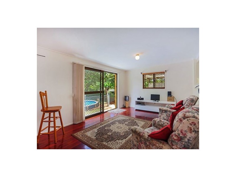 44 Granadilla Street, Macgregor QLD 4109