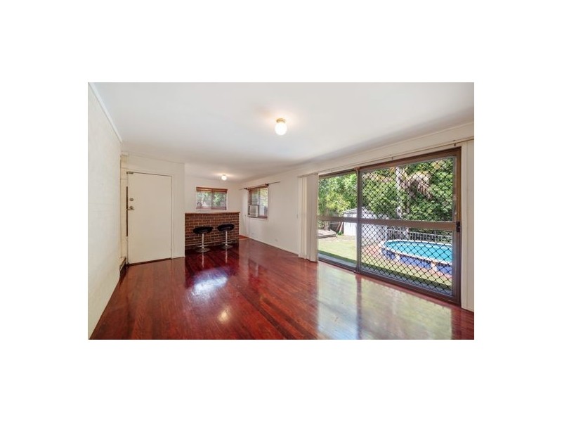 44 Granadilla Street, Macgregor QLD 4109