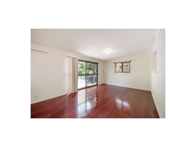 44 Granadilla Street, Macgregor QLD 4109