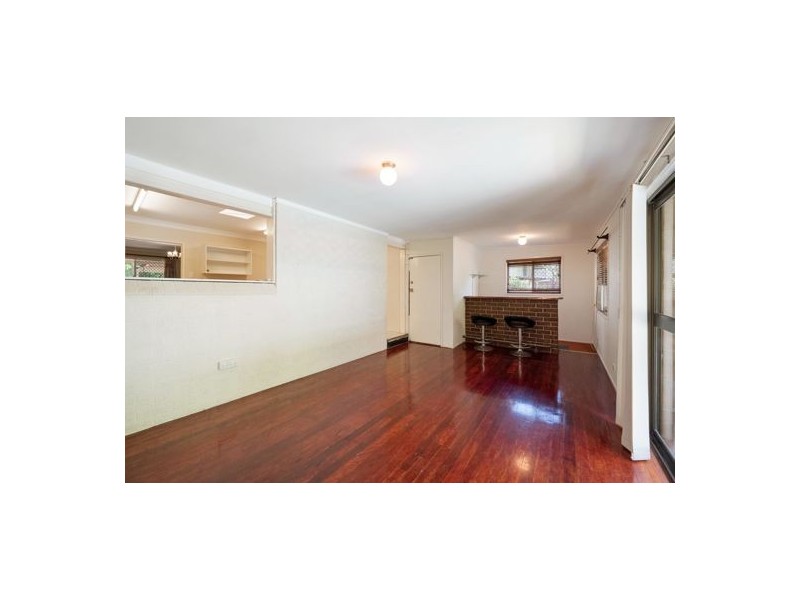 44 Granadilla Street, Macgregor QLD 4109