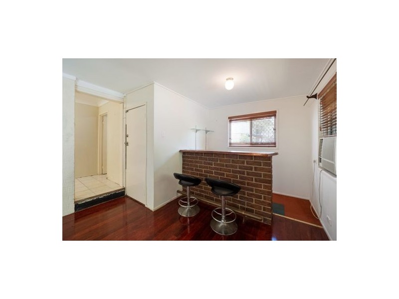 44 Granadilla Street, Macgregor QLD 4109