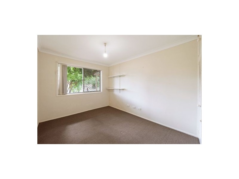 44 Granadilla Street, Macgregor QLD 4109