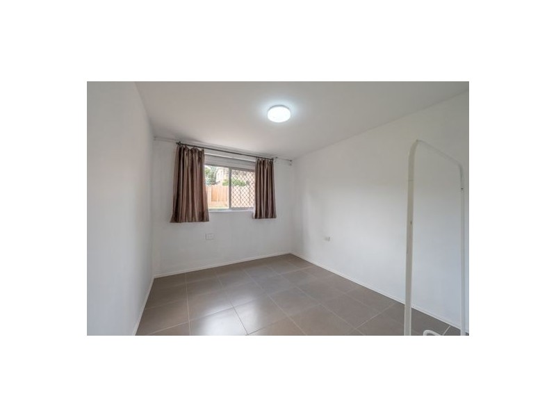 17 Laver Street, Macgregor QLD 4109