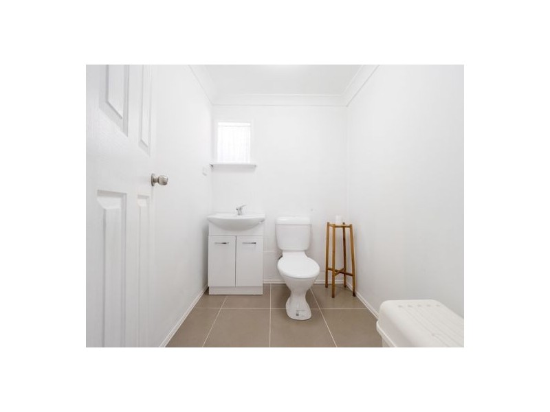 17 Laver Street, Macgregor QLD 4109