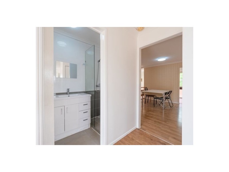 17 Laver Street, Macgregor QLD 4109