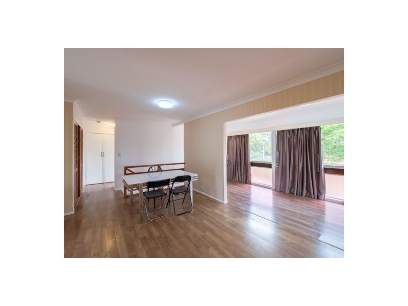 17 Laver Street, Macgregor QLD 4109