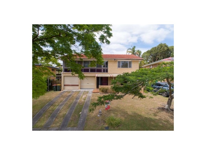 17 Laver Street, Macgregor QLD 4109