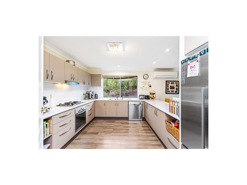 184 Walker Drive, Kooralbyn QLD 4285