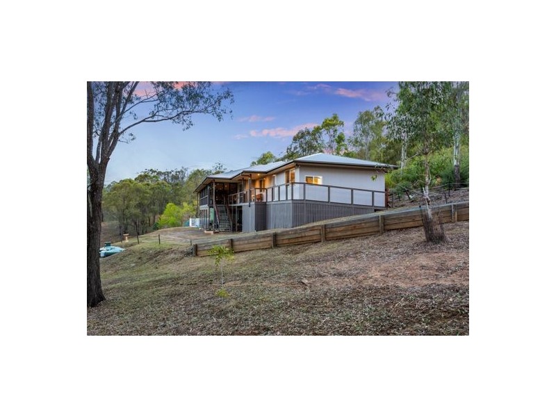 184 Walker Drive, Kooralbyn QLD 4285