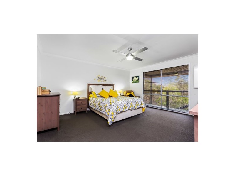 184 Walker Drive, Kooralbyn QLD 4285