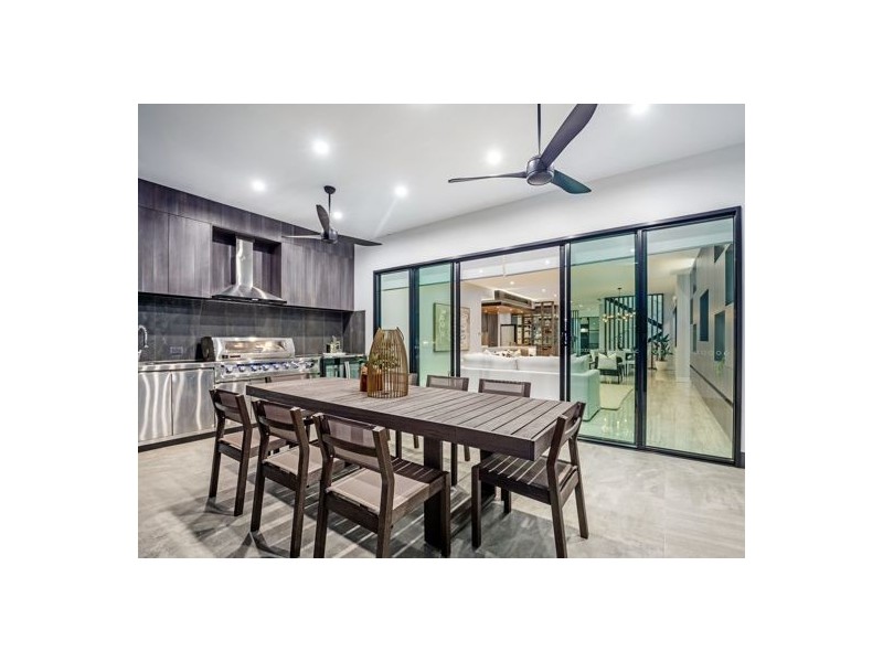 66 Janda Street, Robertson QLD 4109