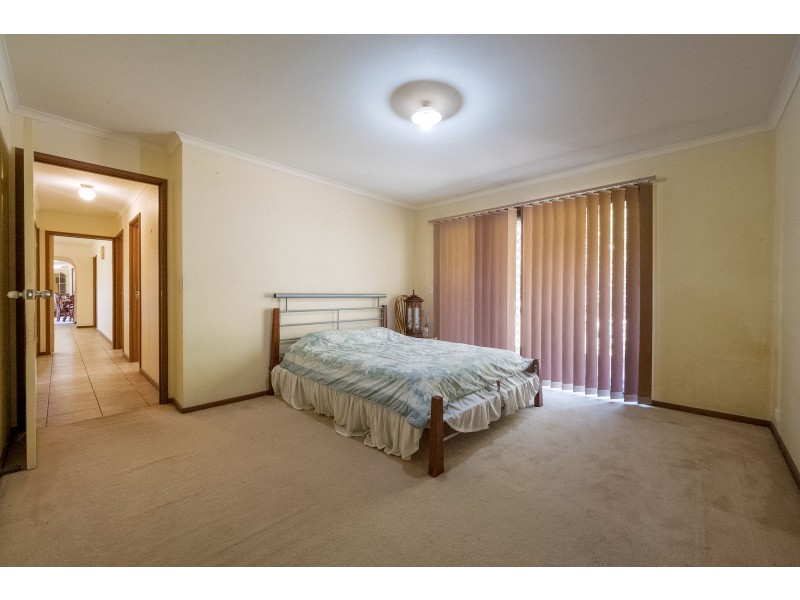 105 Lindenthal Road, Park Ridge QLD 4125