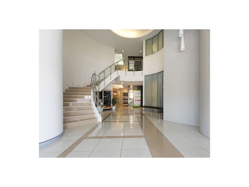 8 3986-3988 Pacific Highway, Loganholme QLD 4129